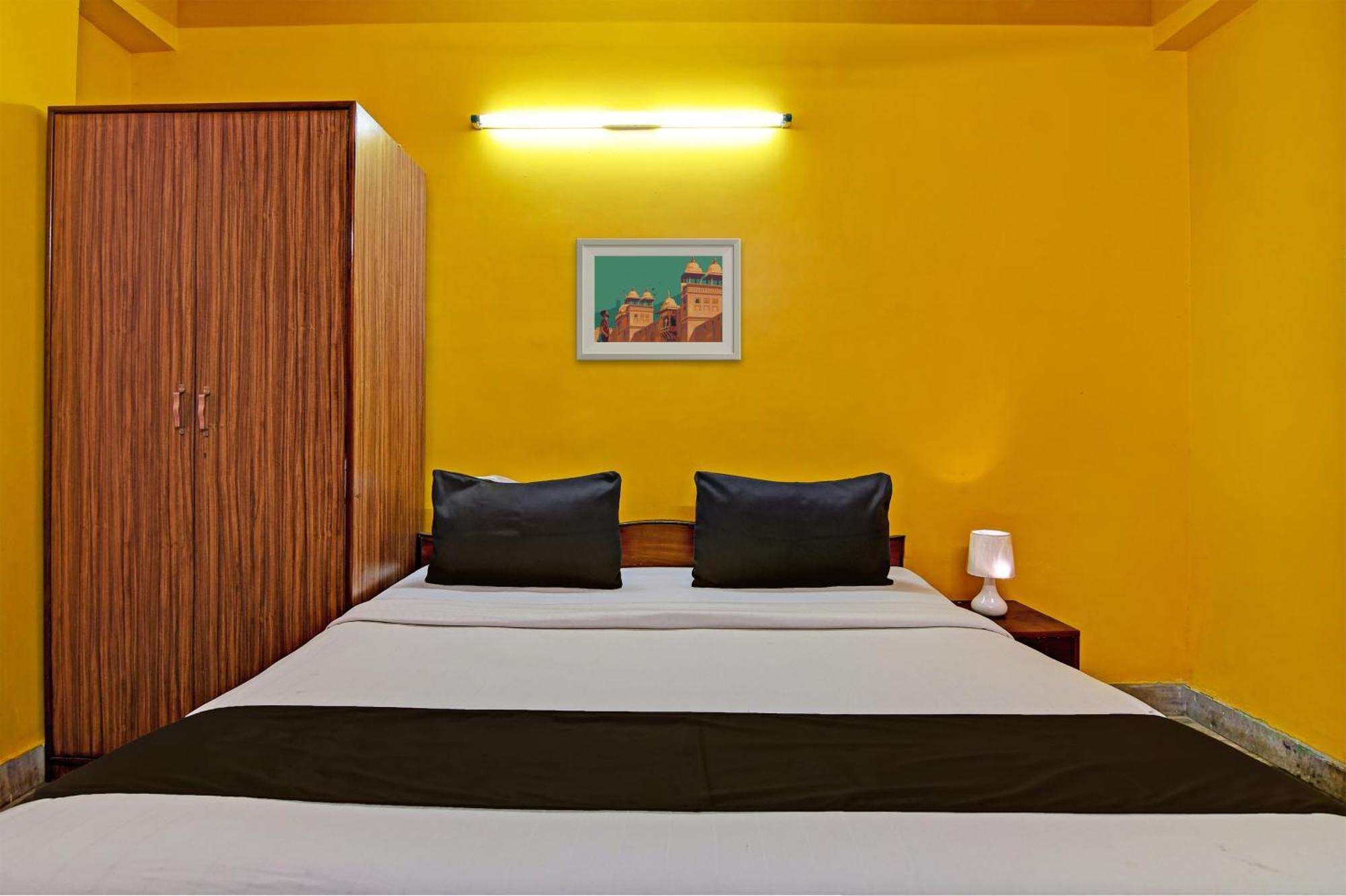 Hotel O Red Rose Near Noapara Metro Station Calcuta Exterior foto